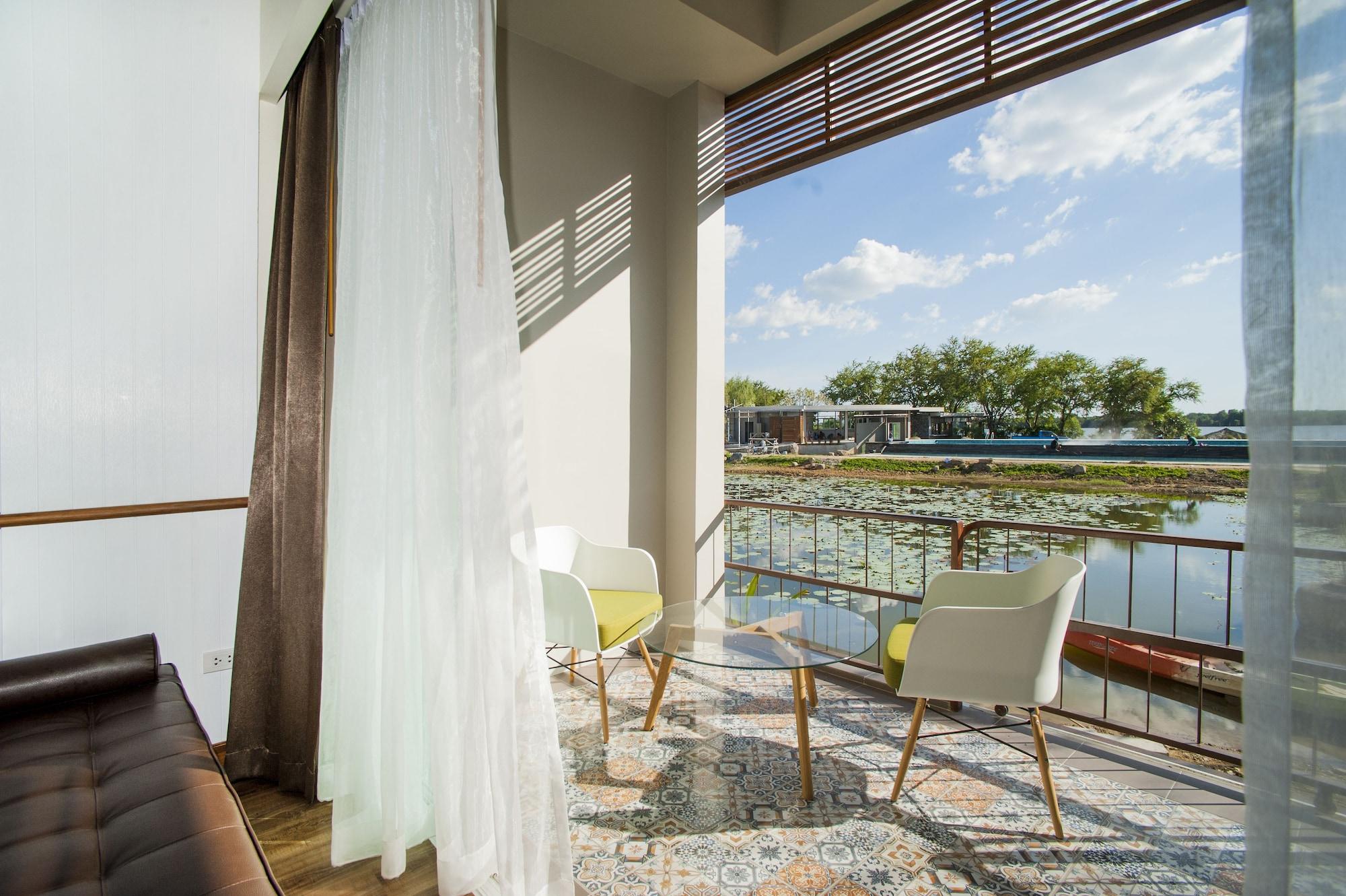 Baan Rim Ao Hotel Chanthaburi Exterior photo