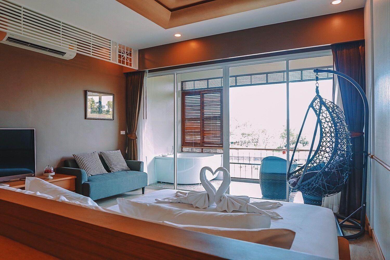 Baan Rim Ao Hotel Chanthaburi Exterior photo