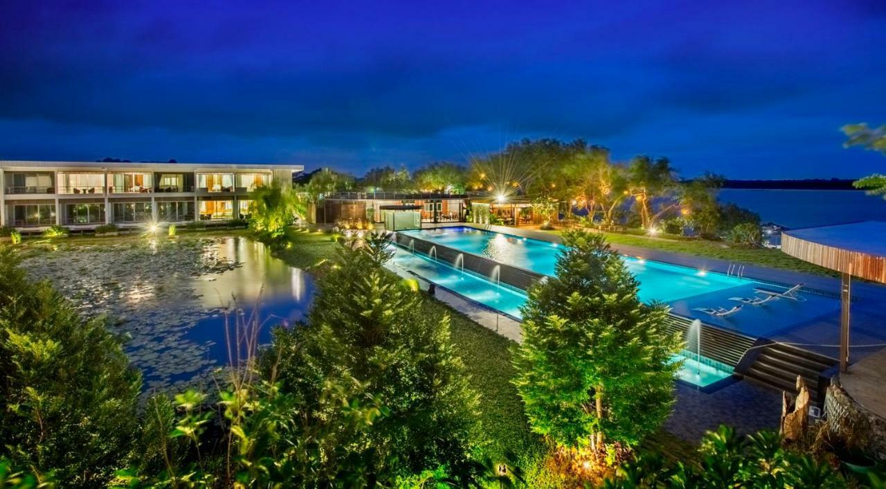 Baan Rim Ao Hotel Chanthaburi Exterior photo