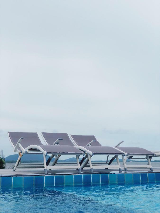Baan Rim Ao Hotel Chanthaburi Exterior photo