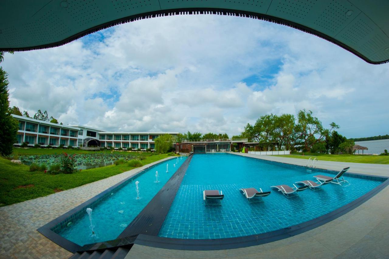 Baan Rim Ao Hotel Chanthaburi Exterior photo